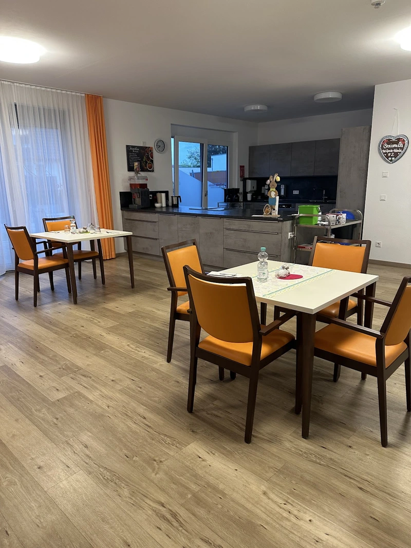 Helfende Hände – Bild 2