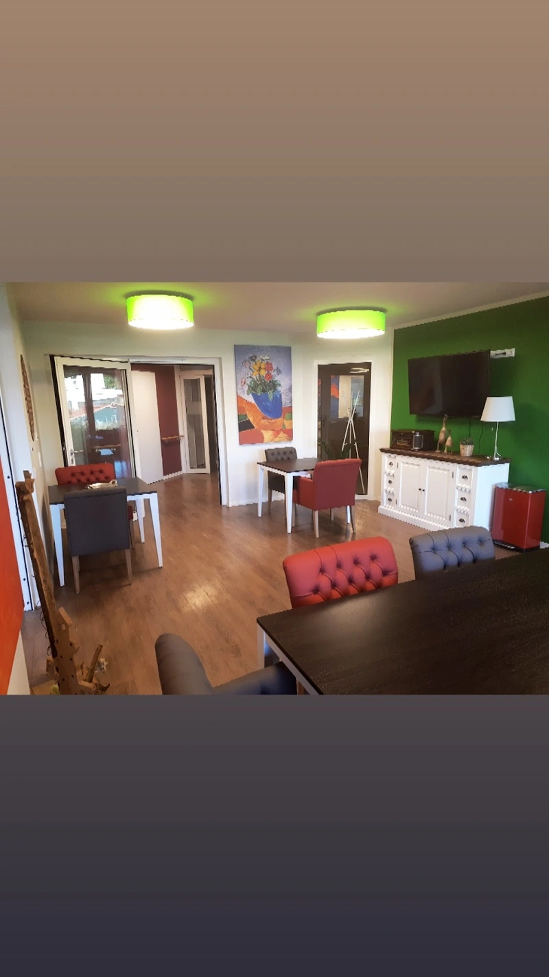 Adlatus - Intensivpflege – Bild 4