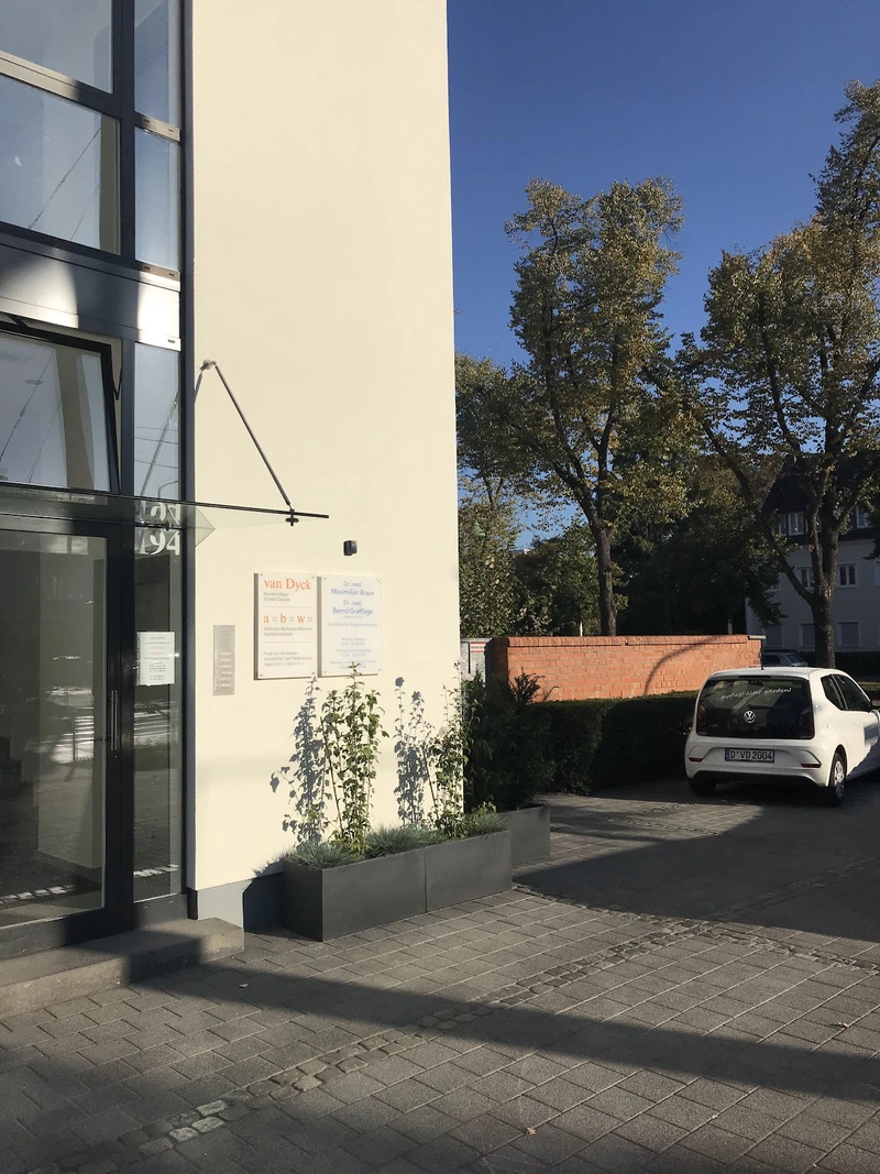 Krankenpflege van Dyck – Bild 3