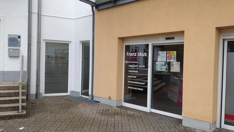 Franziskus Pflegeteam – Bild 1