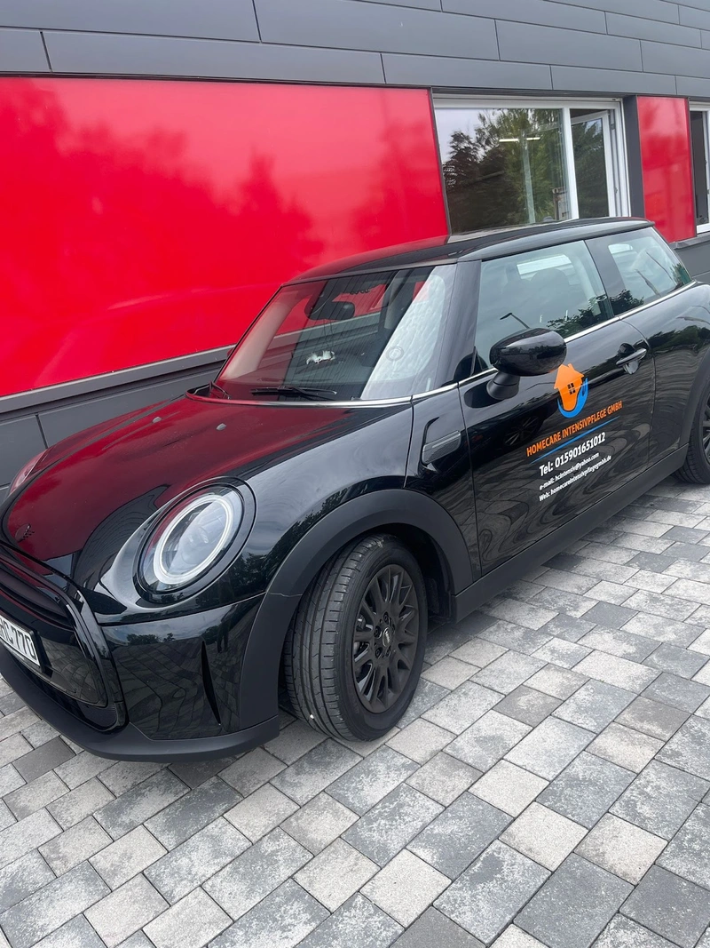 HomeCare Intensivpflege – Bild 1