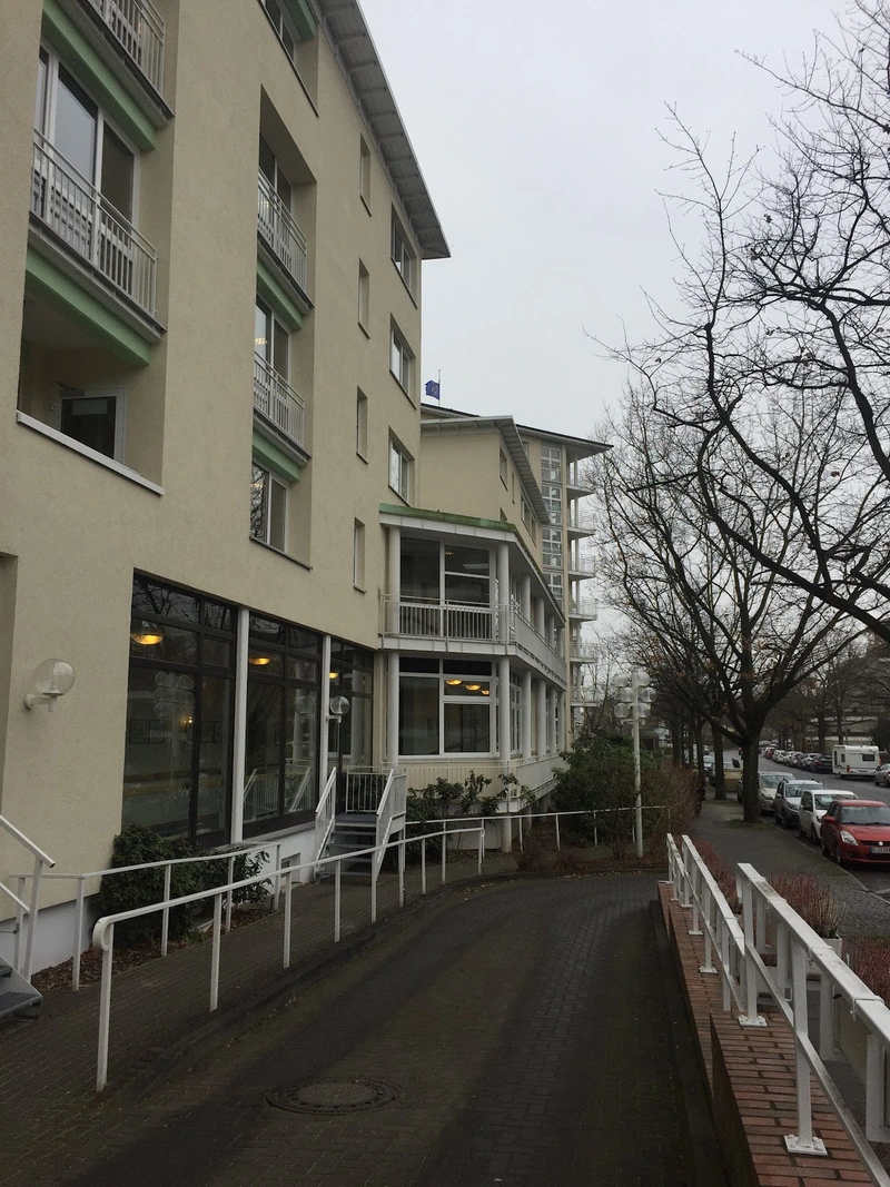 Rosenhof Berlin-Mariendorf Seniorenwohnanlage Betriebsgesellschaft mbH Ambulante Pflege Haus C 1 – Bild 5