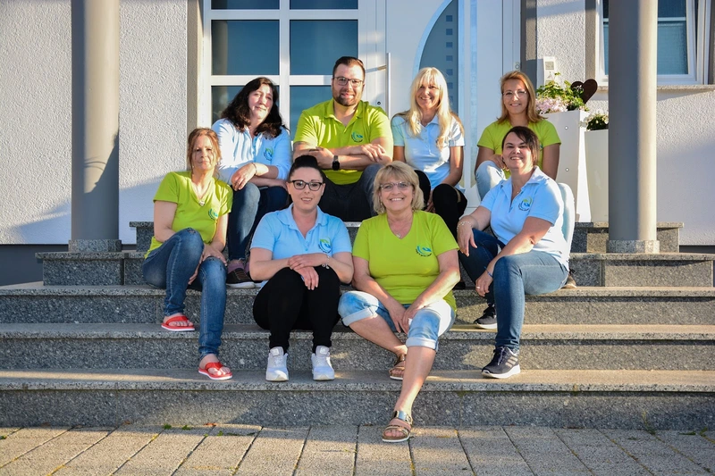 Pflege in guten Händen – Bild 1