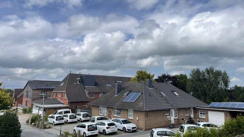 Huus Moorschift ambulante Pflege - bi di tohuus – Bild 1