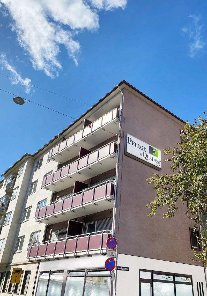 Pflege im Quadrat City – Bild 2