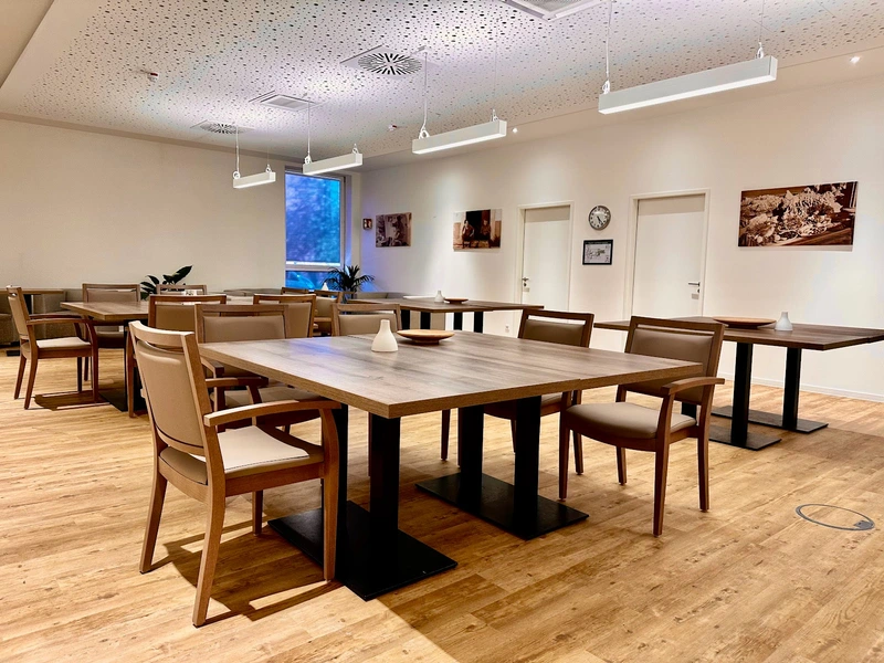 Alten- und Behinderten Hilfsdienst – Bild 2