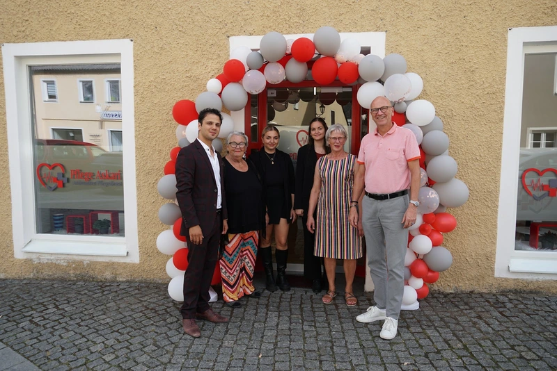 Pflege Askari – Bild 5