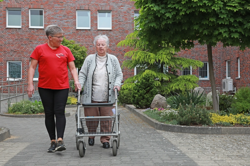 AWO Ambulanter Pflegedienst – Bild 1