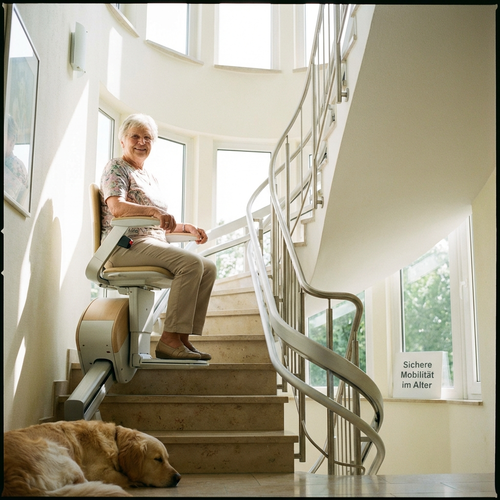 Treppenlift-Zuschuss prüfen