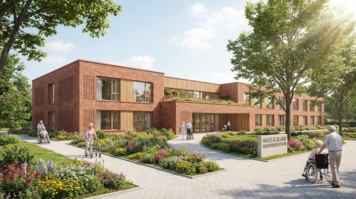 Ein modernes, architektonisch ansprechendes Pflegeheim-Gebäude aus rotem Backstein an einem sonnigen Tag. Gepflegte Außenanlagen mit blühenden Blumenbeeten und barrierefreien Gehwegen.