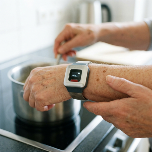 Hausnotruf vergleichen