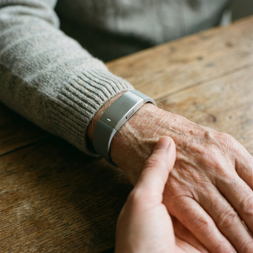 Hausnotruf vergleichen