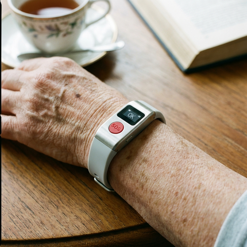 Hausnotruf vergleichen